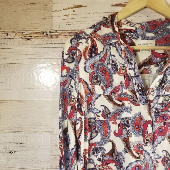 Liz Claiborne full button down top - Picture 3 of 8